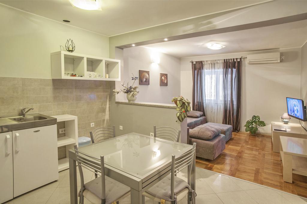Guest Accomodation Žura Skradin Pokoj fotografie